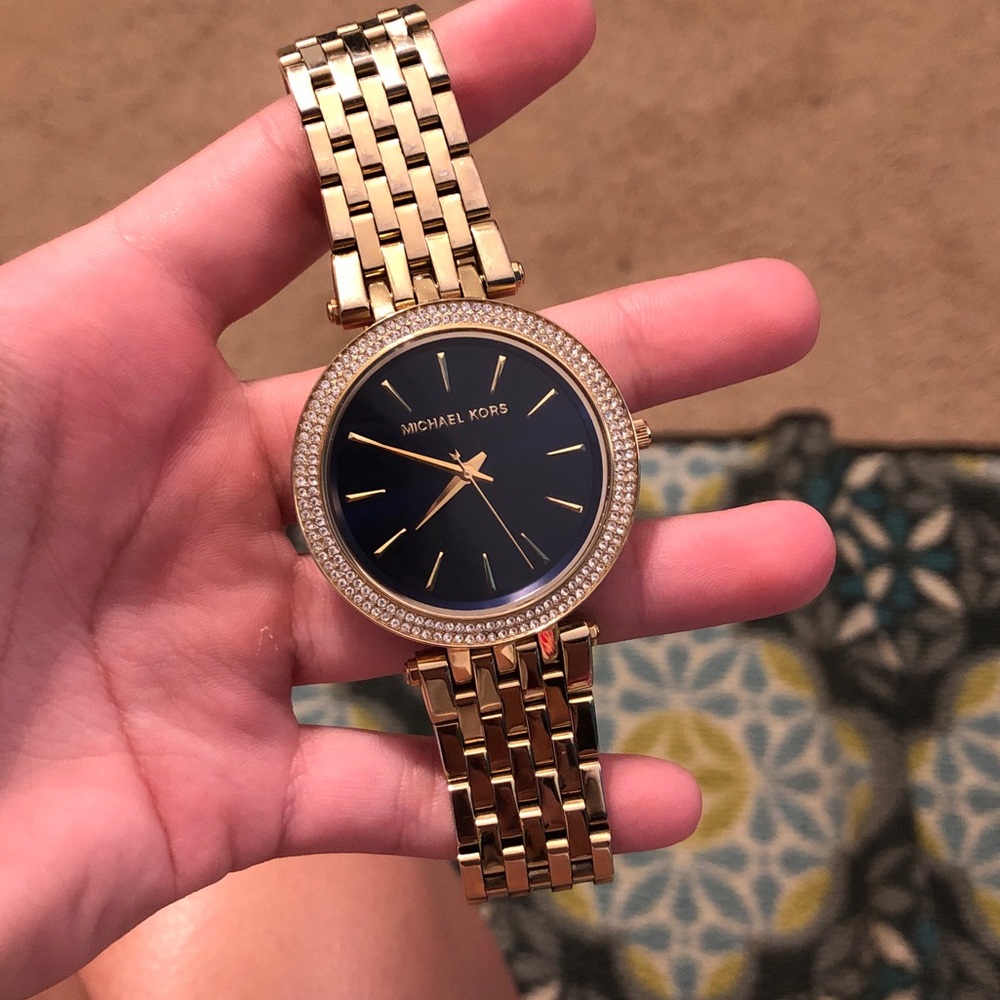 Mk watch